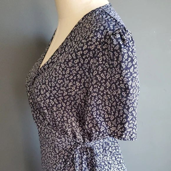 Pretty Garden Elegant Floral Wrap Maxi Dress - Picture 6 of 15